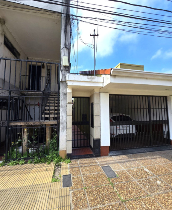 Interno de 1 dorm a mts. de Avenidas