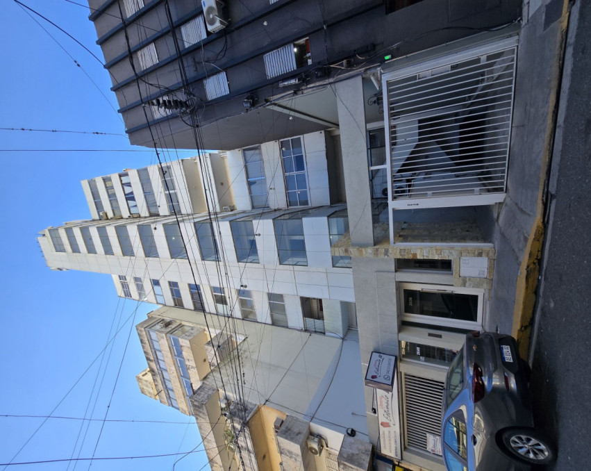 Dpto de 2 dorm a mts. de Peatonal